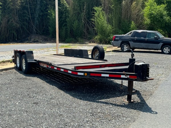 2003 TowMaster Equipment Tilt Trailer