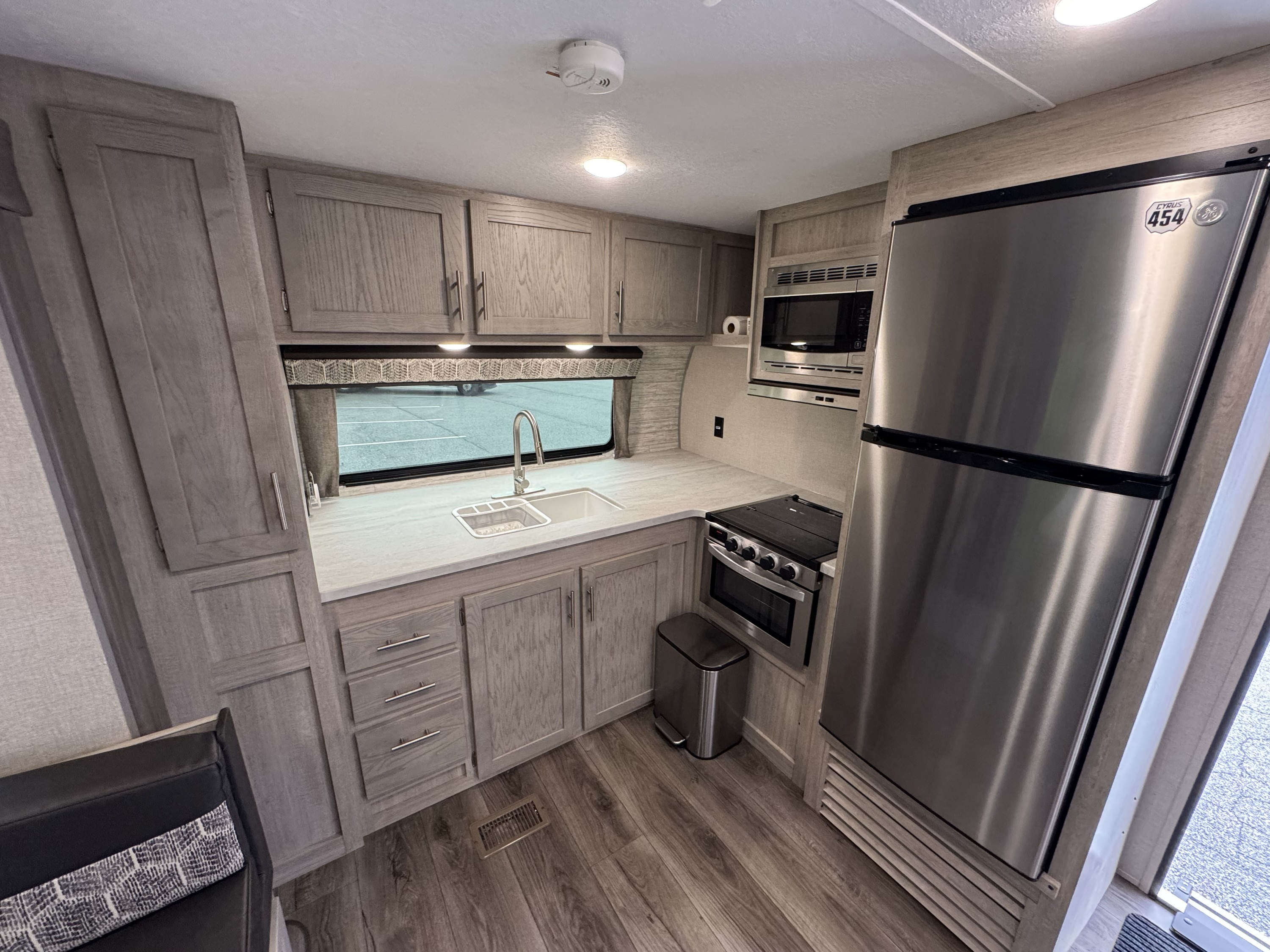 2023 Model Catalina legacy edition - Image 15