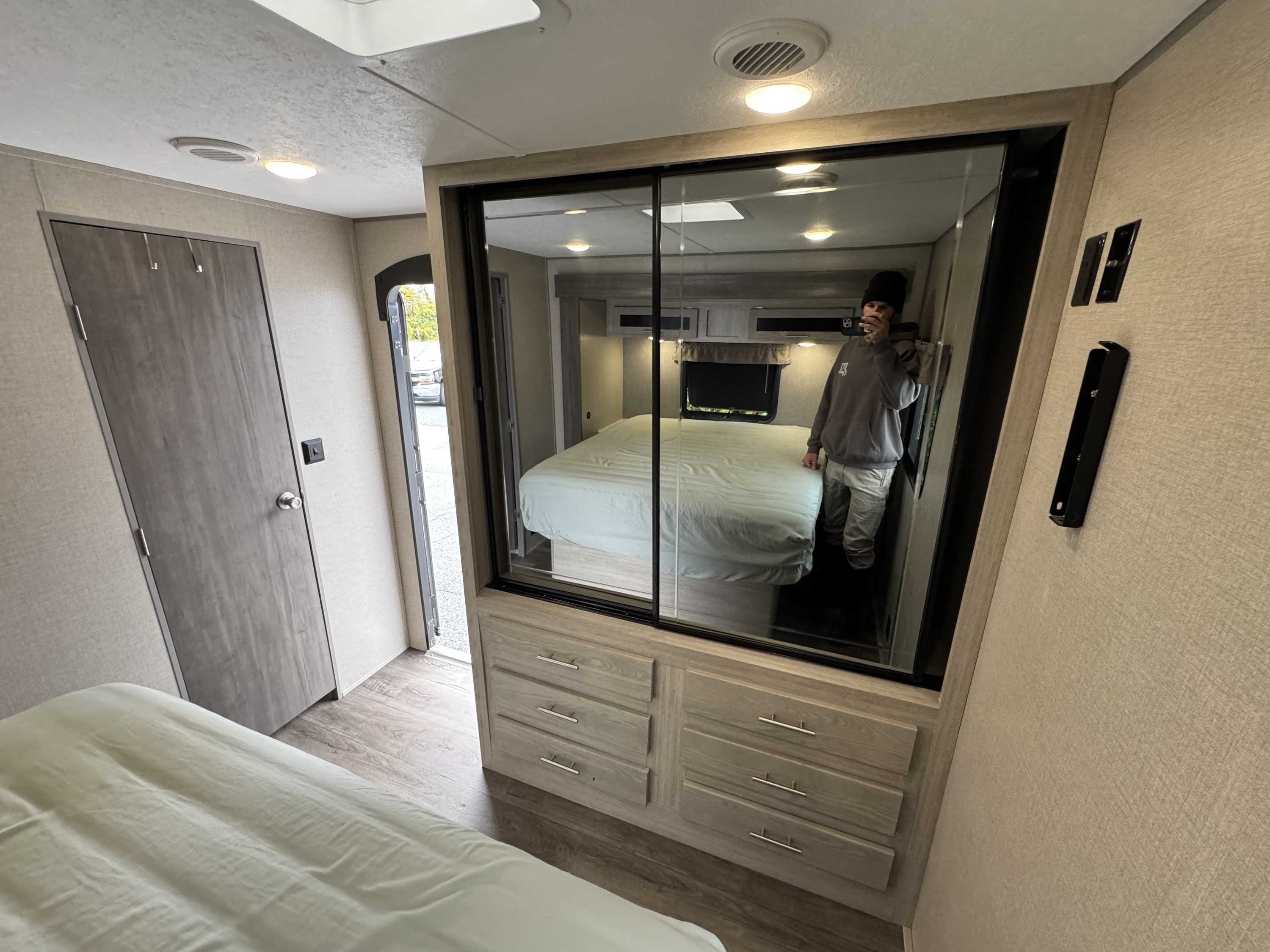 2023 Model Catalina legacy edition - Image 20