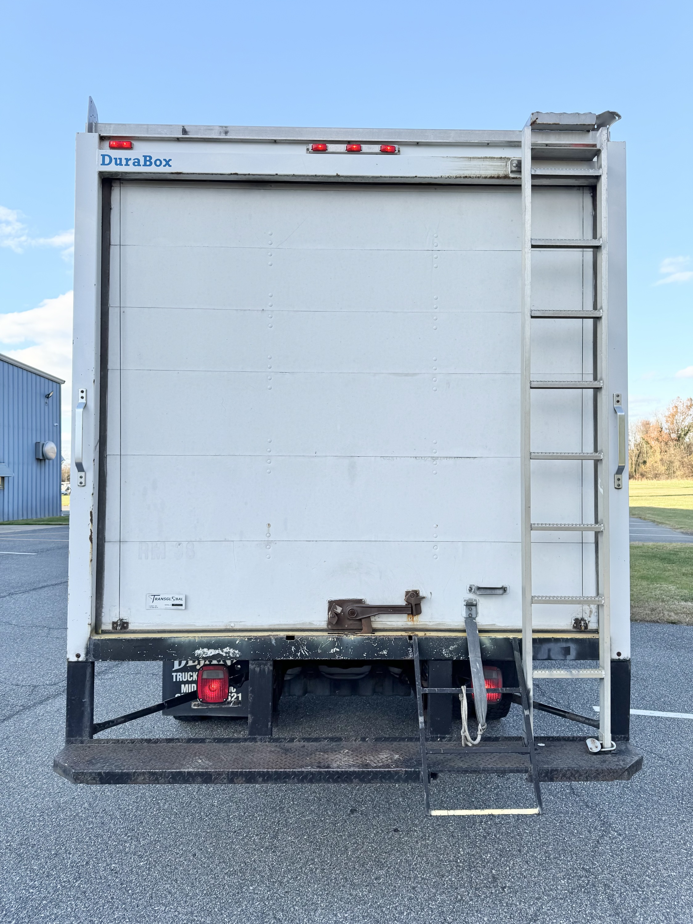 2014 Ford F450 15’ Box Truck - Image 7