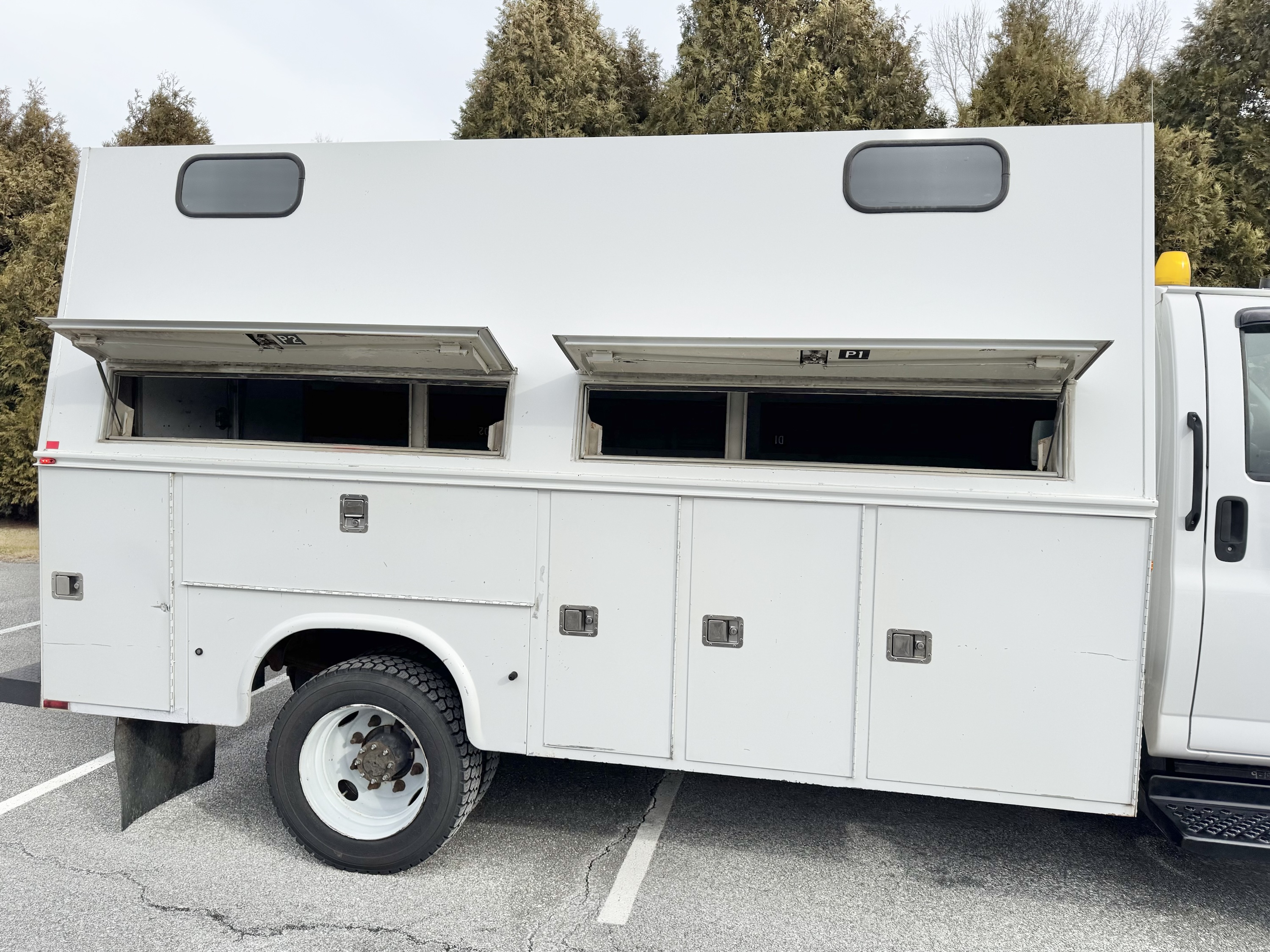 MEGA UTILITY TRUCK πΊπΈ 2007 GMC C4500 - Image 9