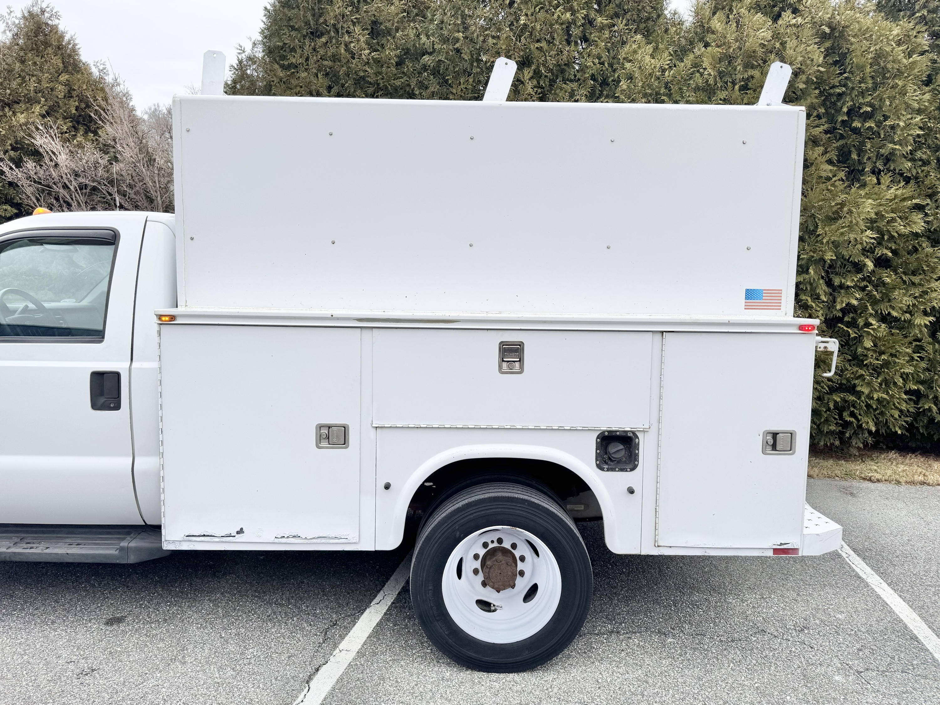 2011 Ford F450 XL - Image 4