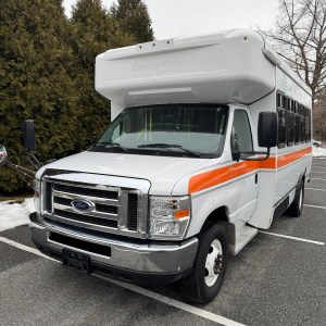 2016 Ford E450 Shuttle Bus