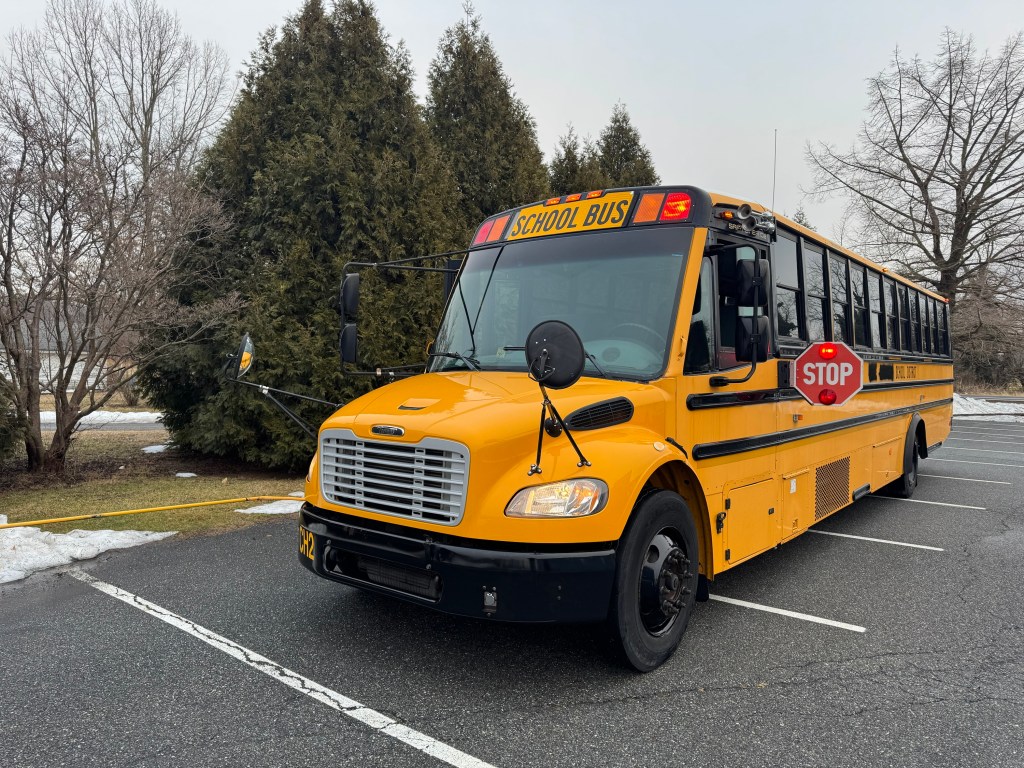 2012 Thomas School Bus • Cummins • 2 AC