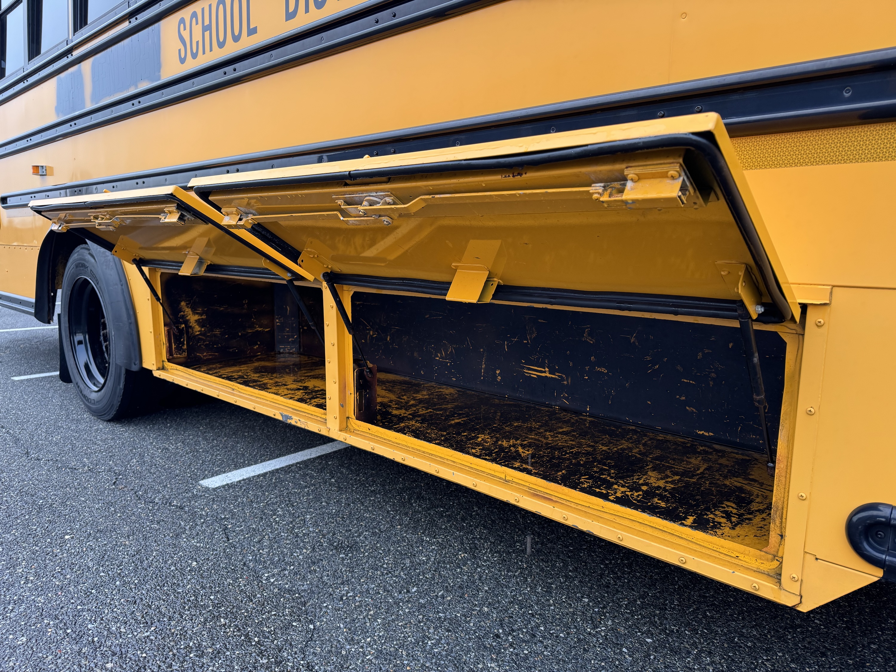 2012 Thomas School Bus • Cummins • 2 AC - Image 9