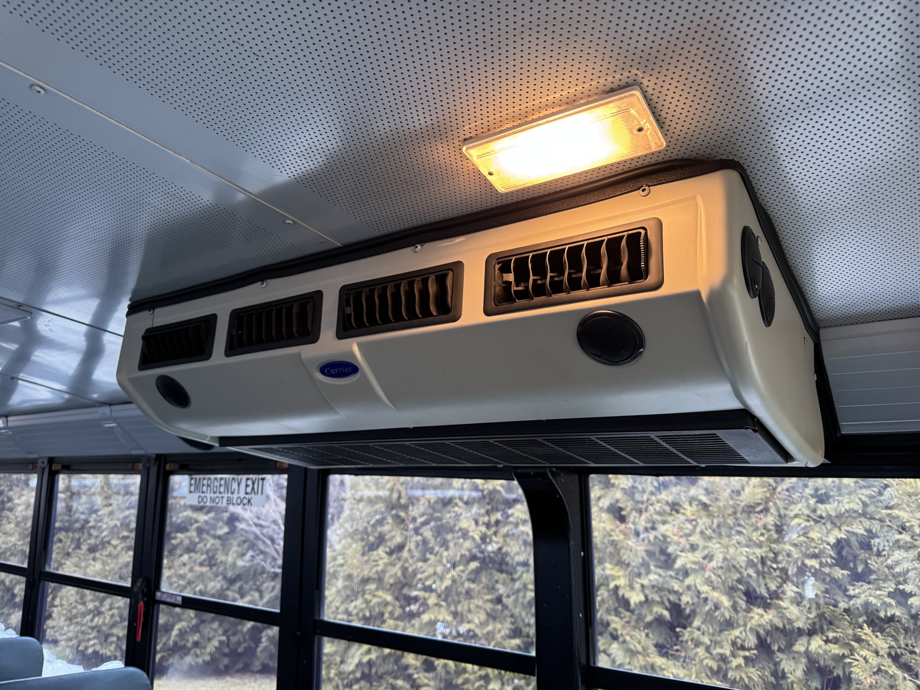 2012 Thomas School Bus • Cummins • 2 AC - Image 11