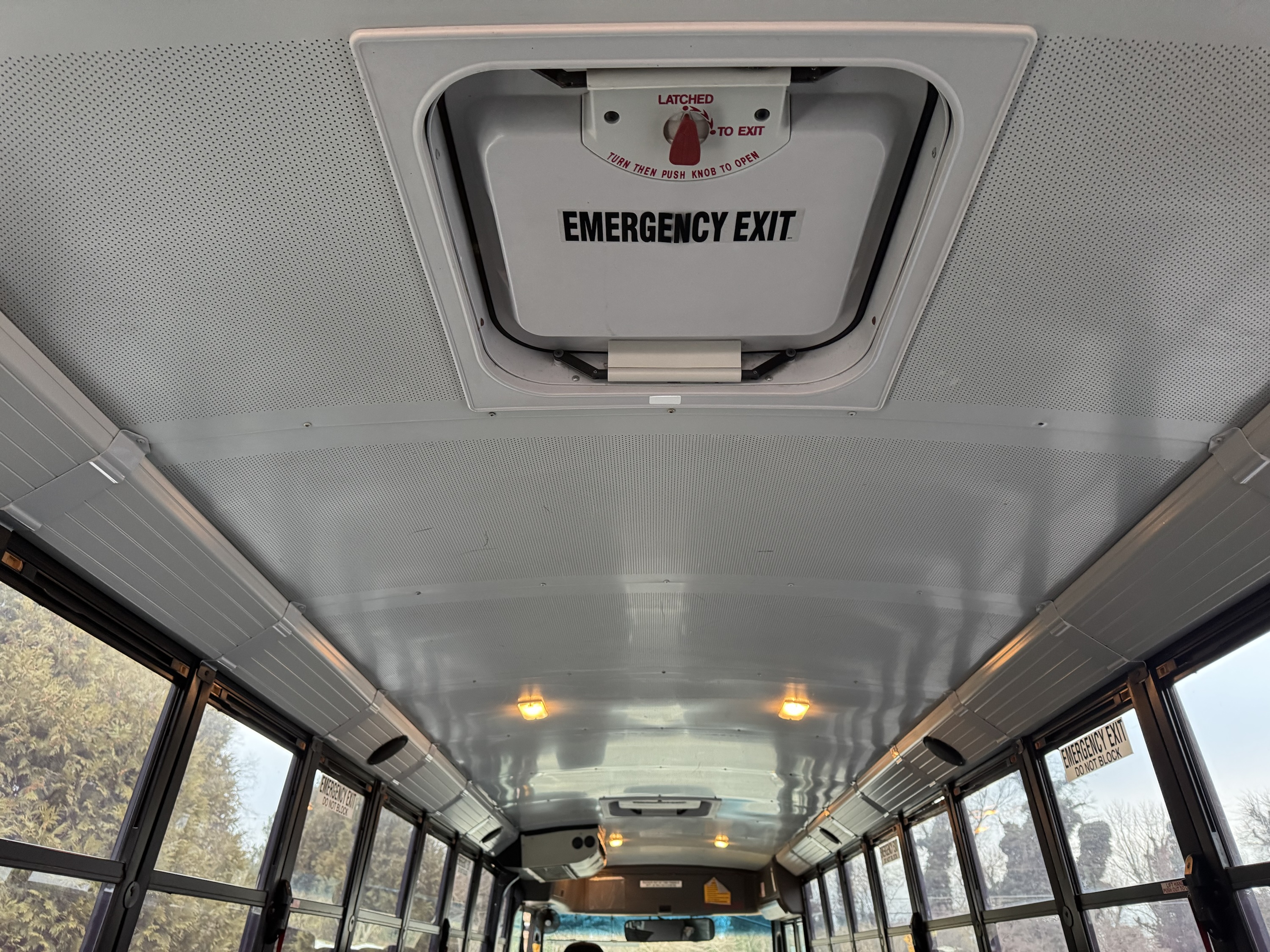 2012 Thomas School Bus • Cummins • 2 AC - Image 15