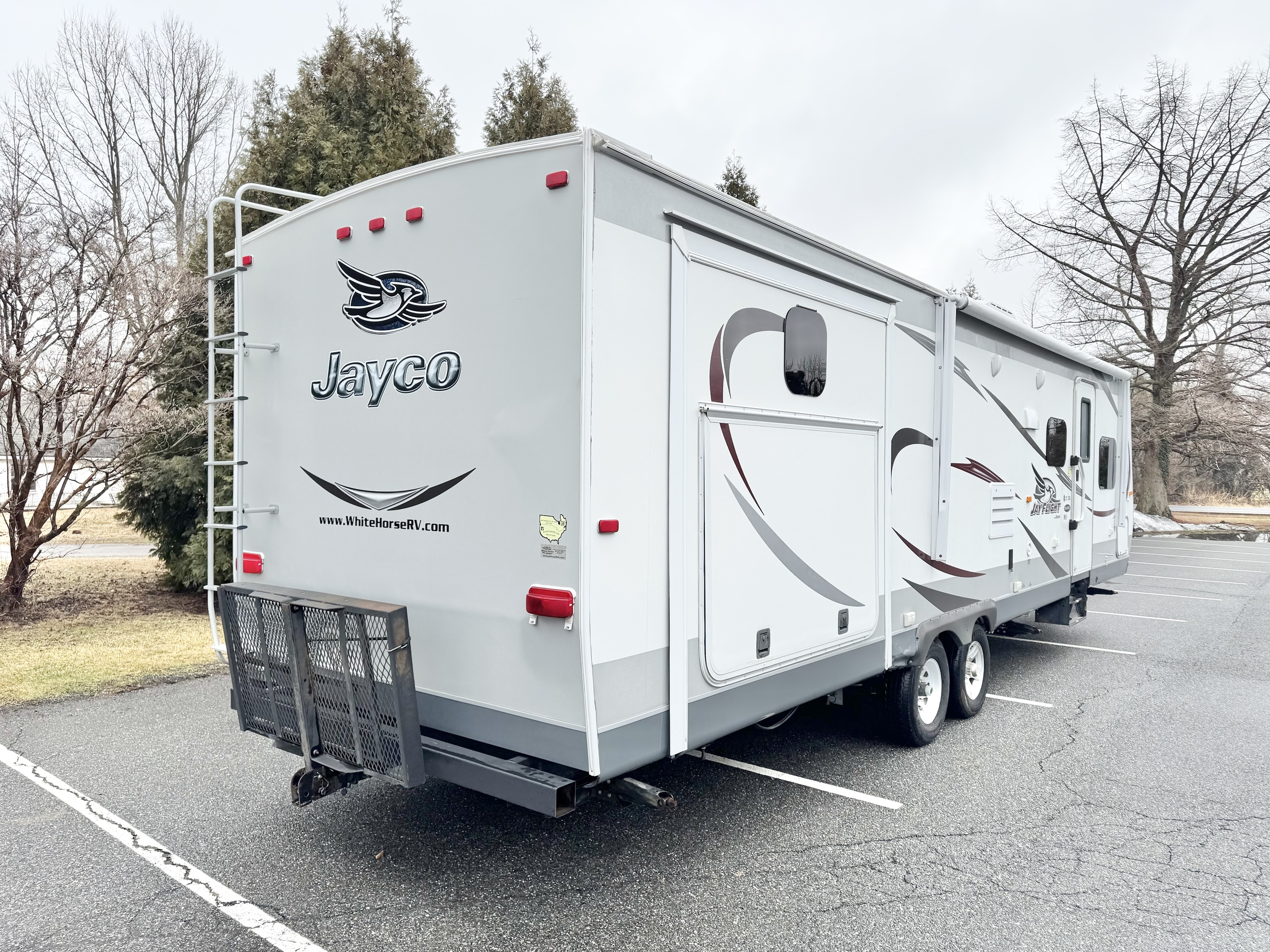 2015 Jayco JayFlight Elite 32 Camper - Image 4