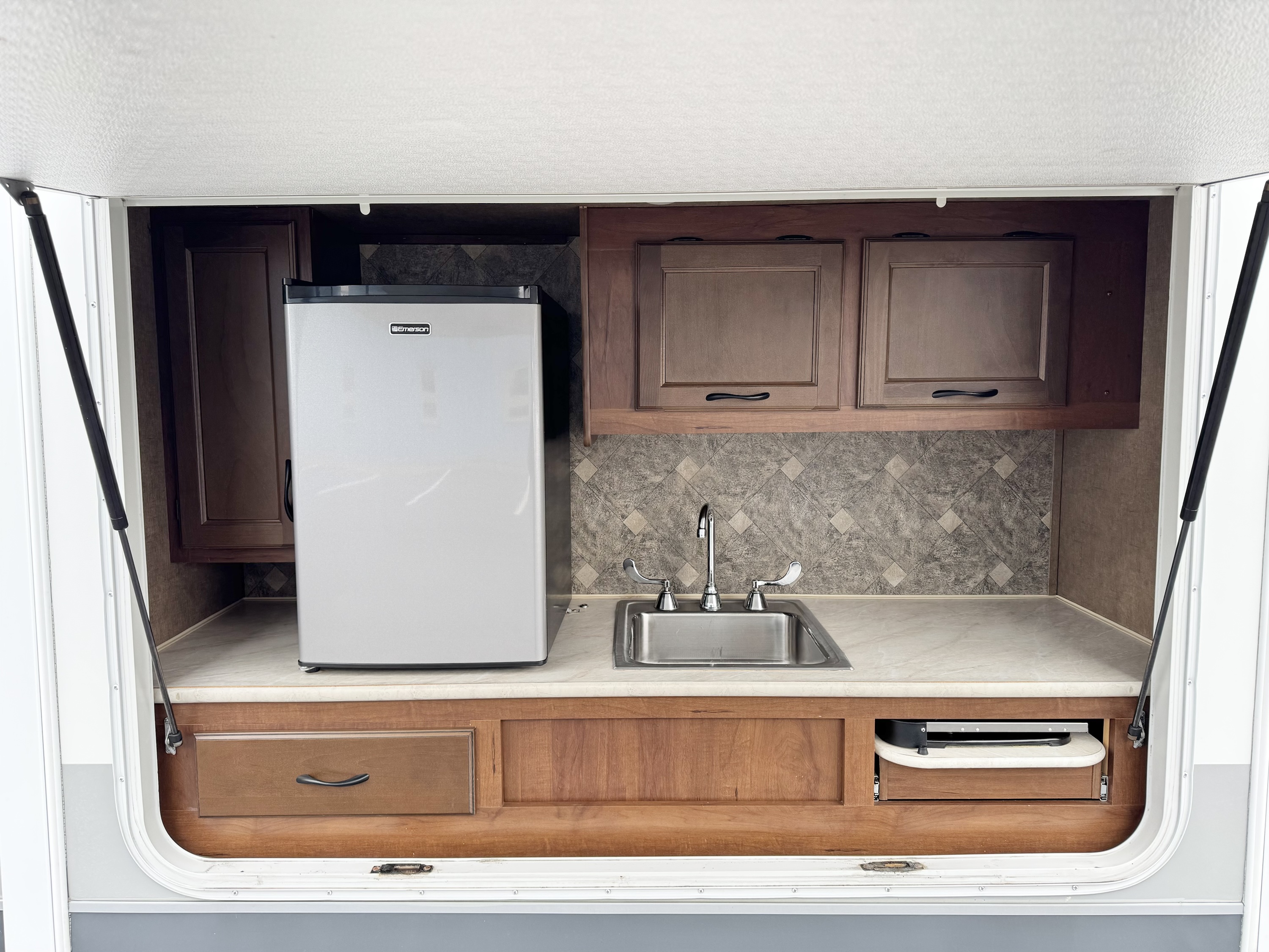 2015 Jayco JayFlight Elite 32 Camper - Image 7