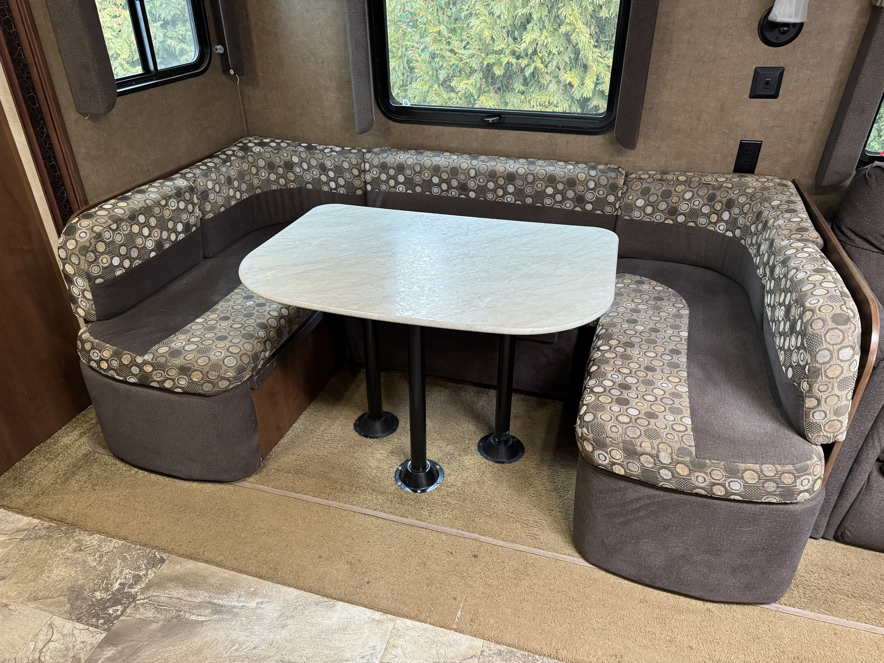 2015 Jayco JayFlight Elite 32 Camper - Image 24