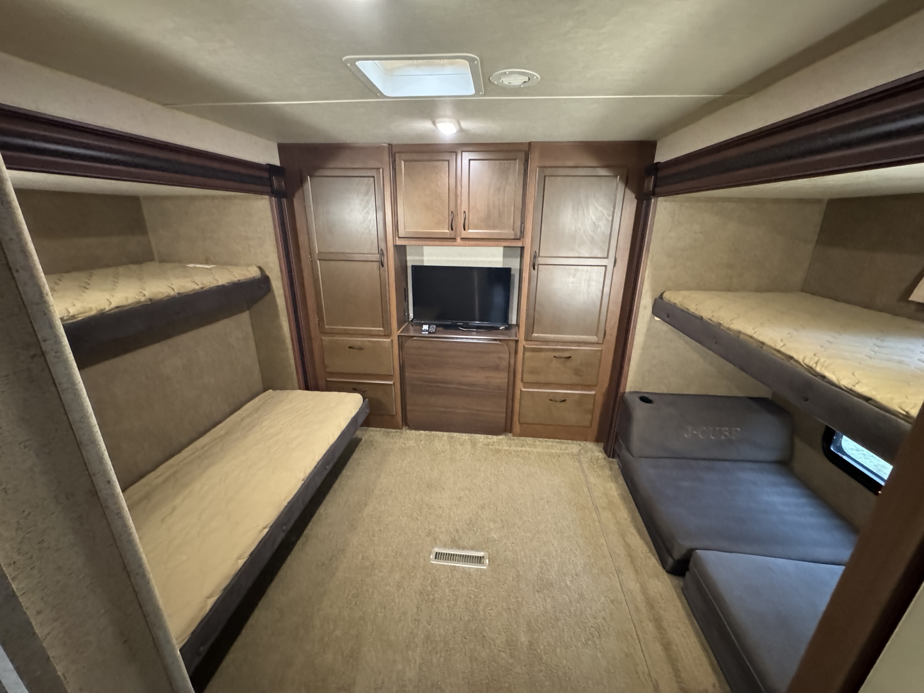 2015 Jayco JayFlight Elite 32 Camper - Image 14
