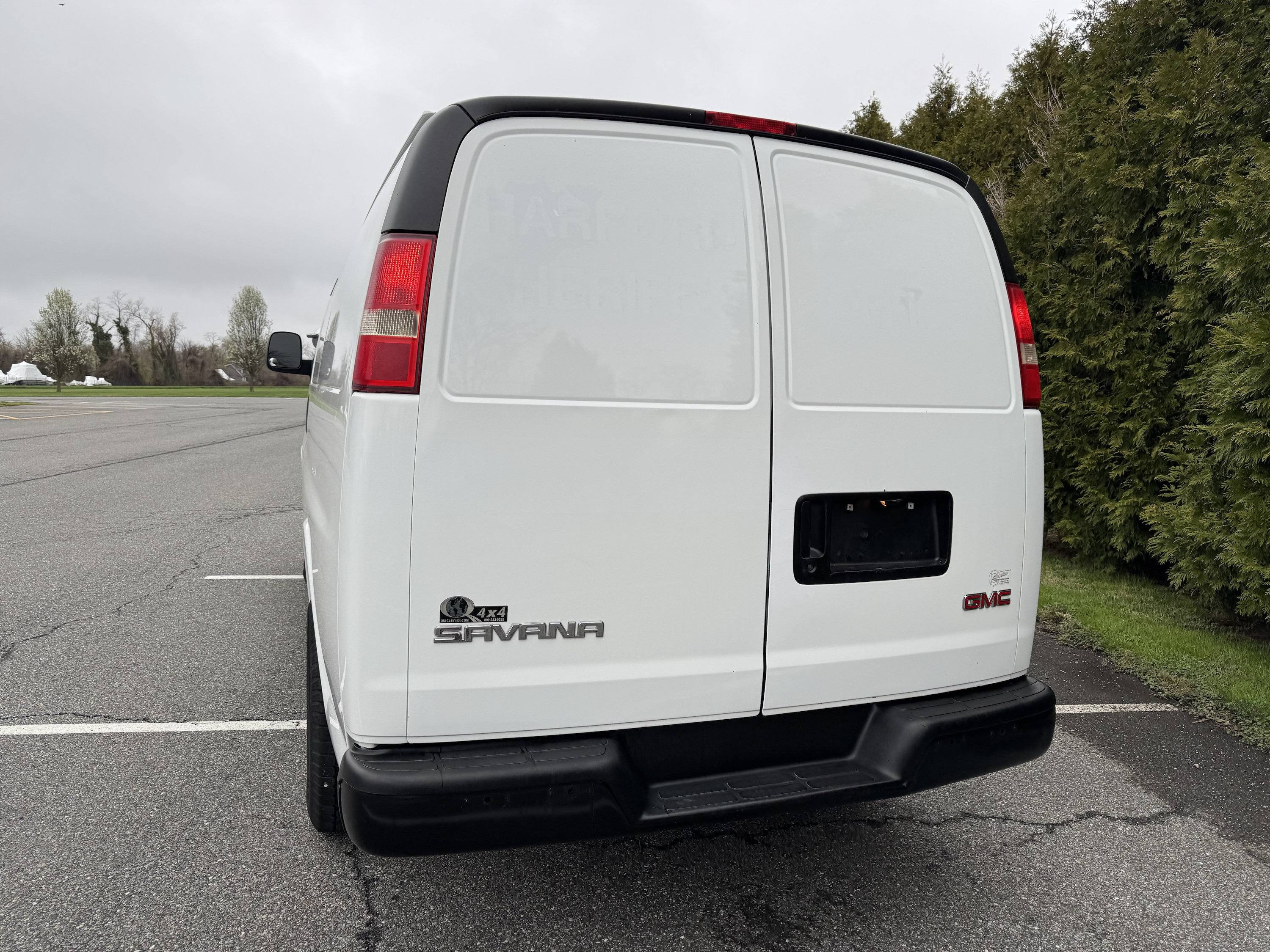 4x4 Prisoner Transport Van GMC Savana 2500 - Image 11