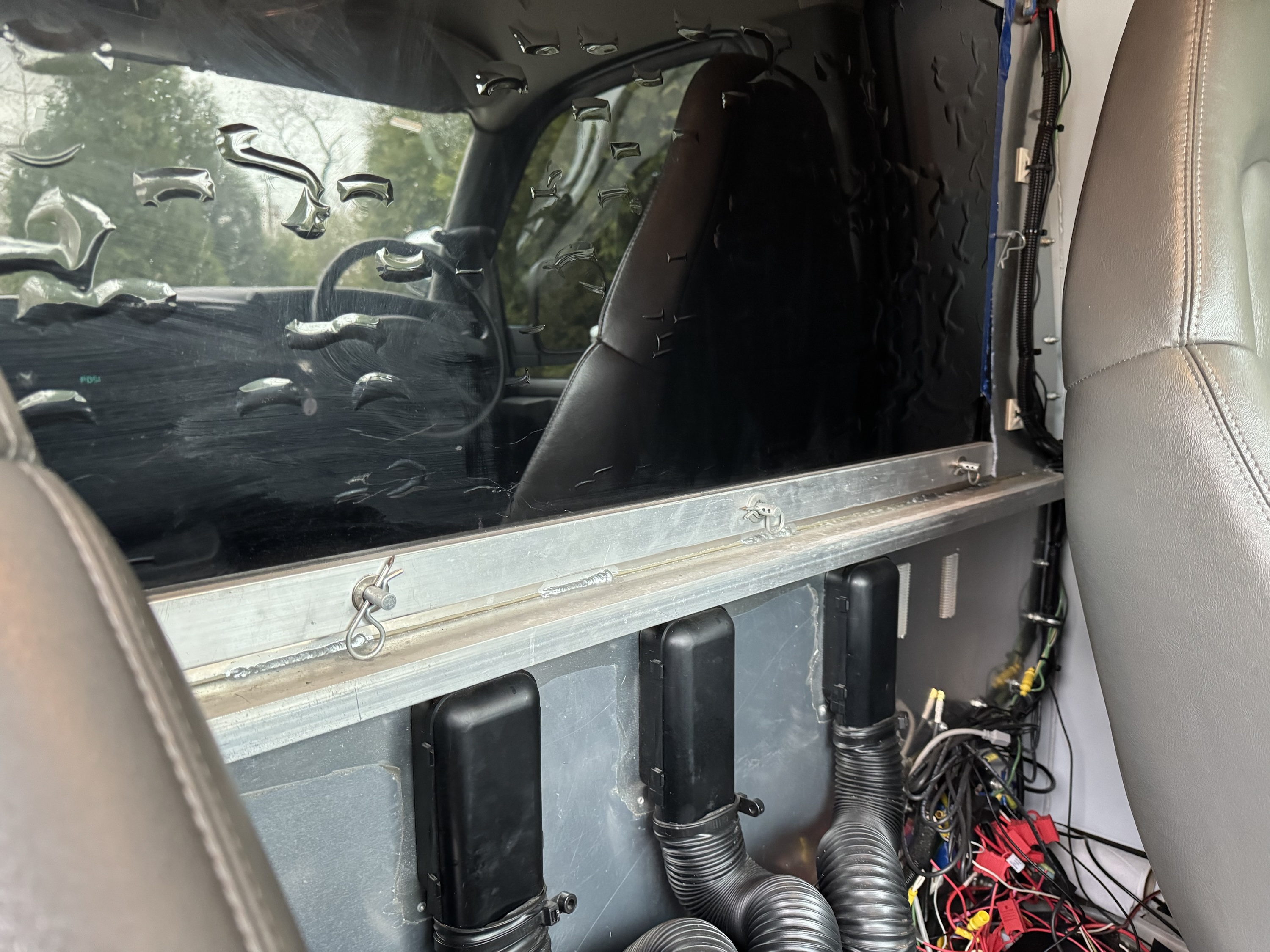 4x4 Prisoner Transport Van GMC Savana 2500 - Image 24