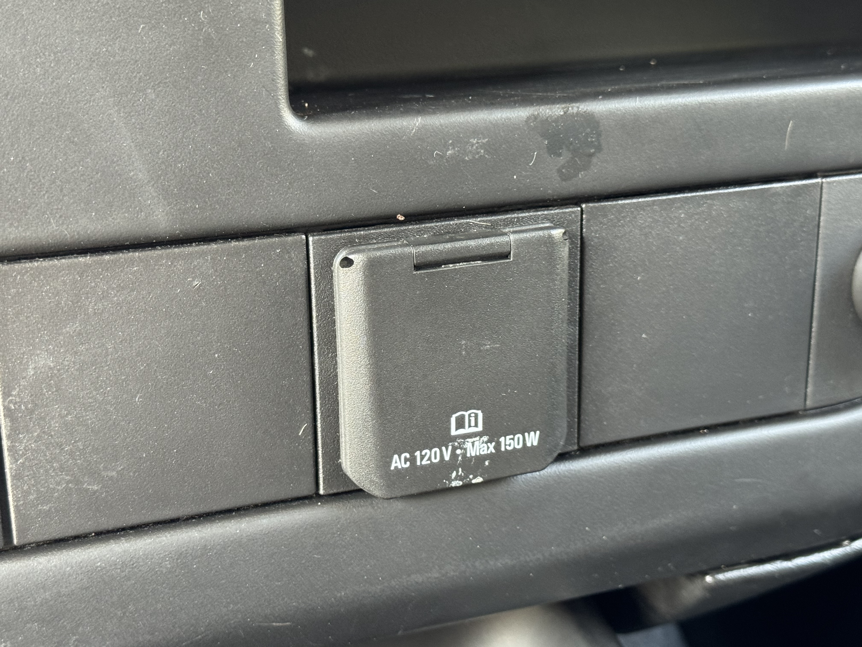 2015 Chevy Express 2500 Passenger - Image 24