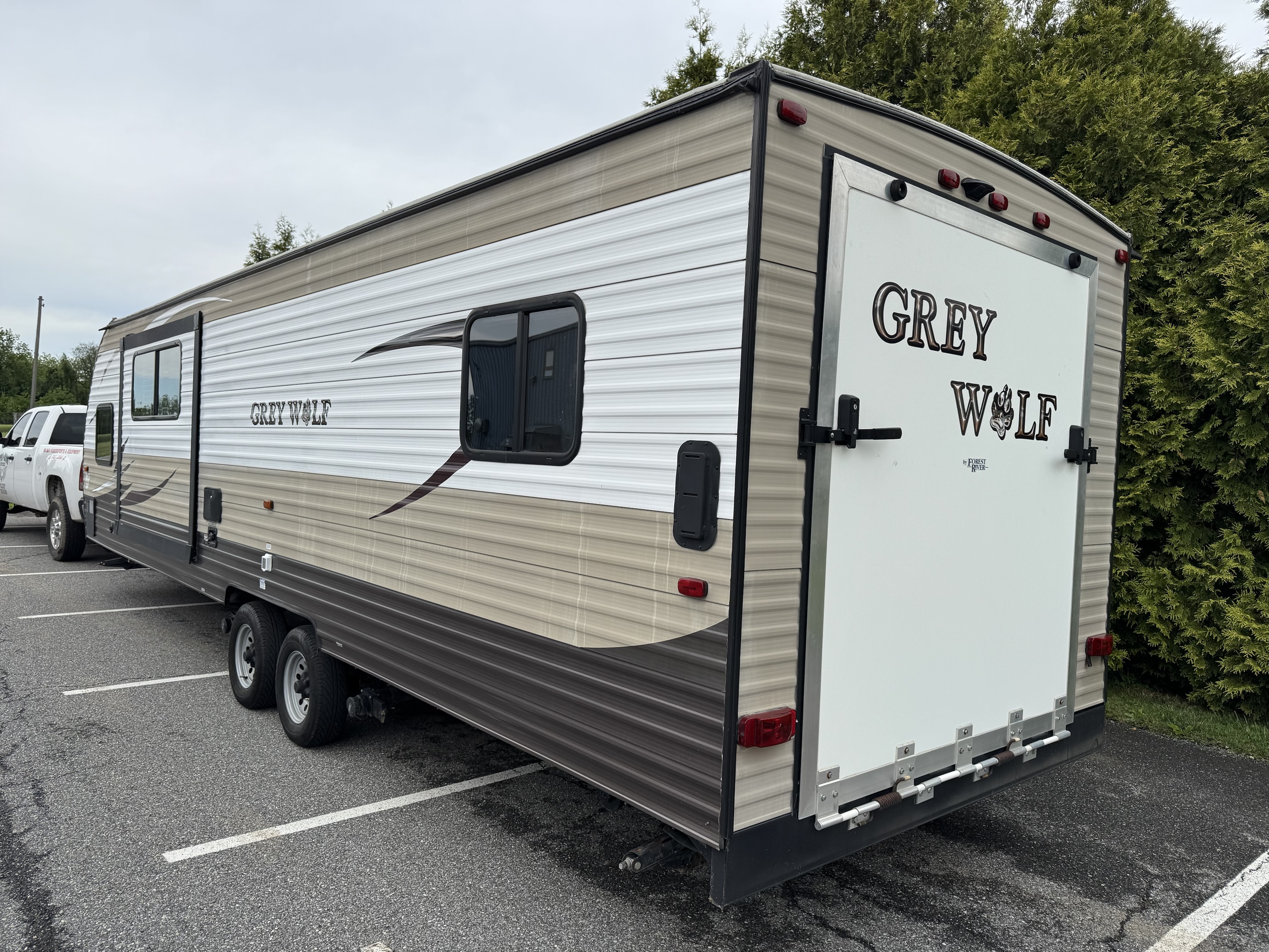 Toy Hauler 2016 Greywolf by Forest River 27RR - Image 5