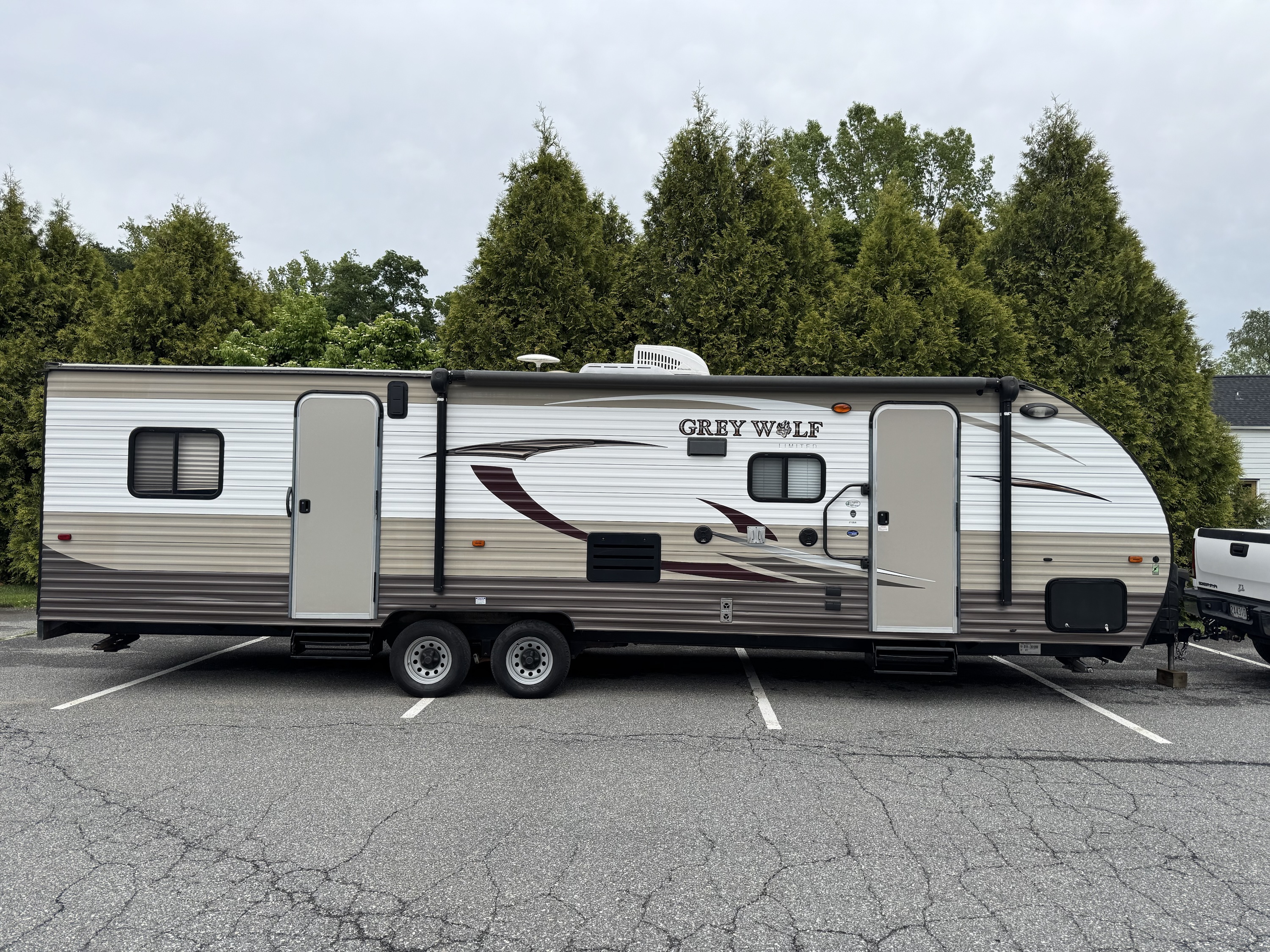 Toy Hauler 2016 Greywolf by Forest River 27RR - Image 3