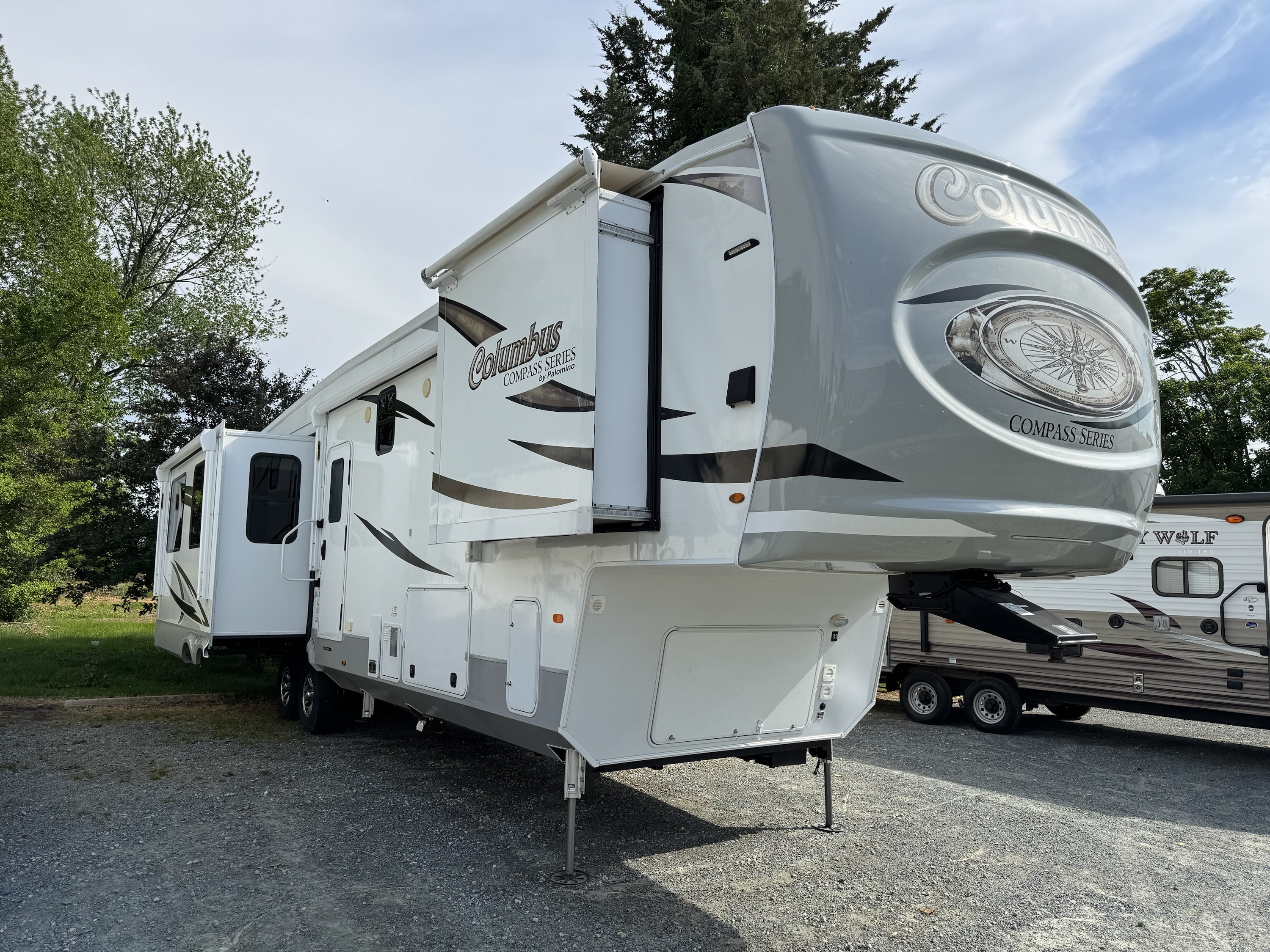 2021 Columbus 5th Wheel Camper