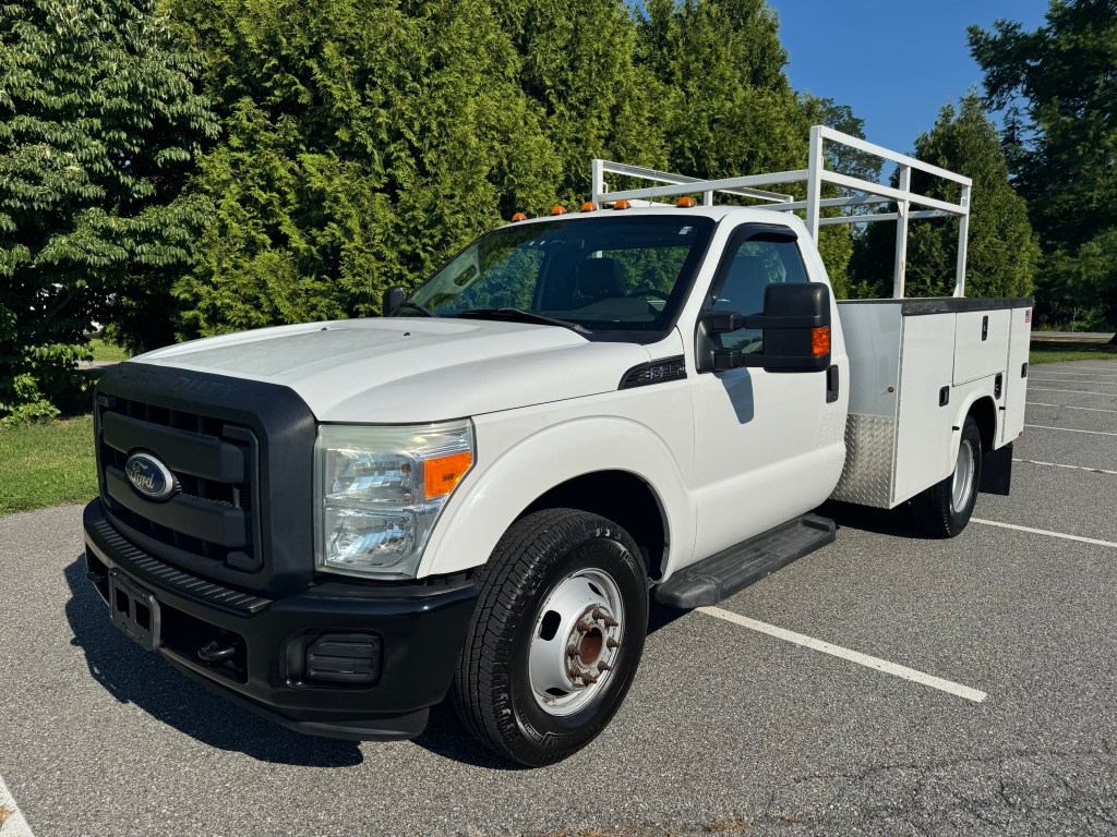 2011 Ford F350 Utility Truck