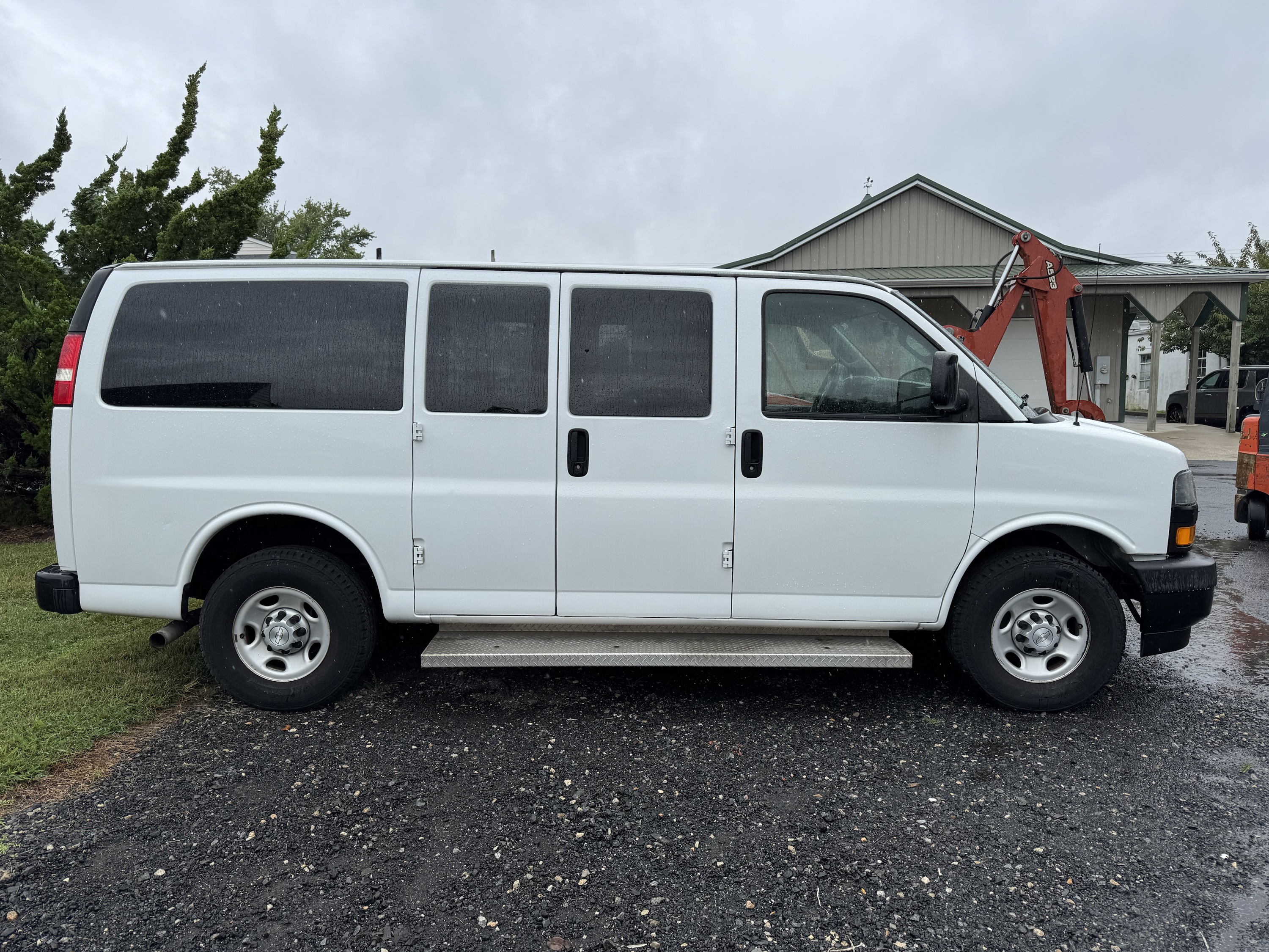 2018 Chevy Express 2500 12 Passenger Van - Image 8