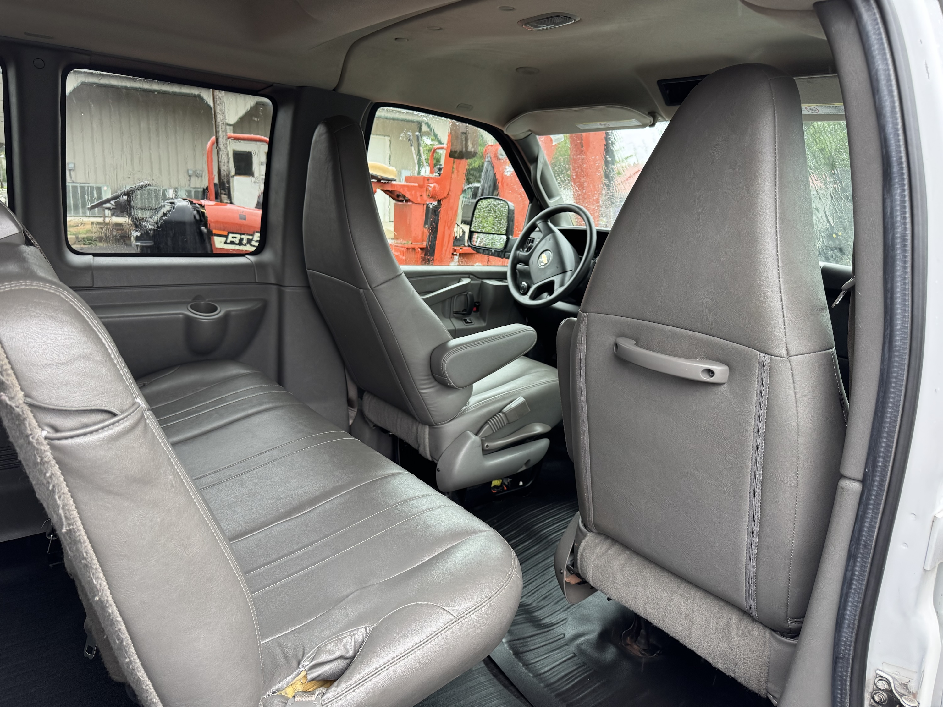 2018 Chevy Express 2500 12 Passenger Van - Image 12