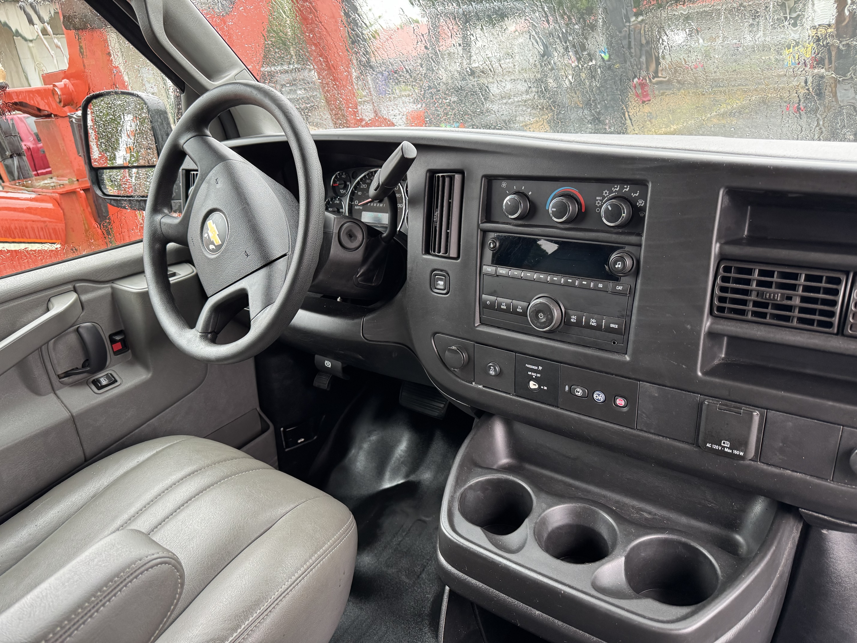 2018 Chevy Express 2500 12 Passenger Van - Image 15