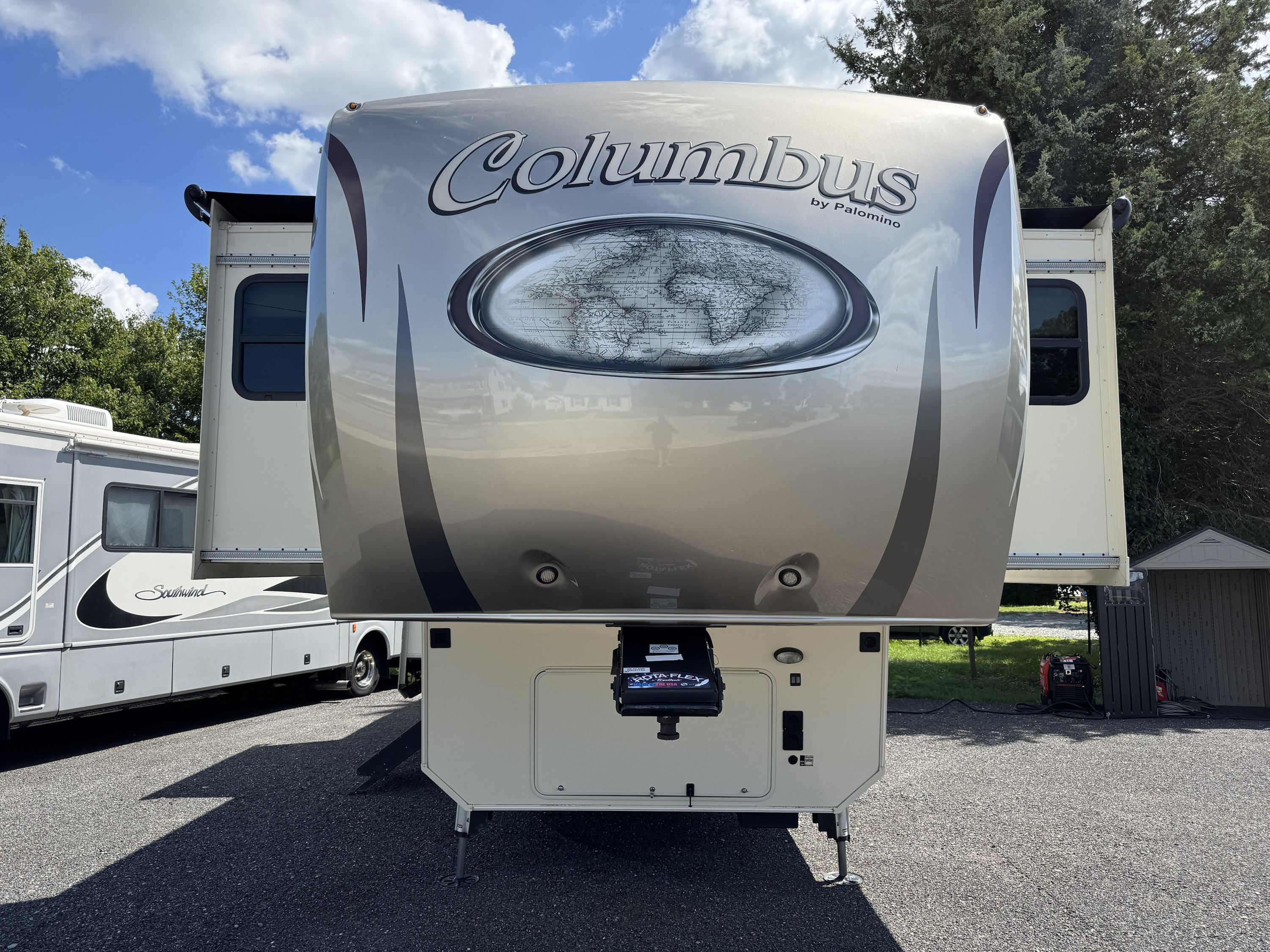 2018 Columbus 5th Wheel 381FL - Image 5