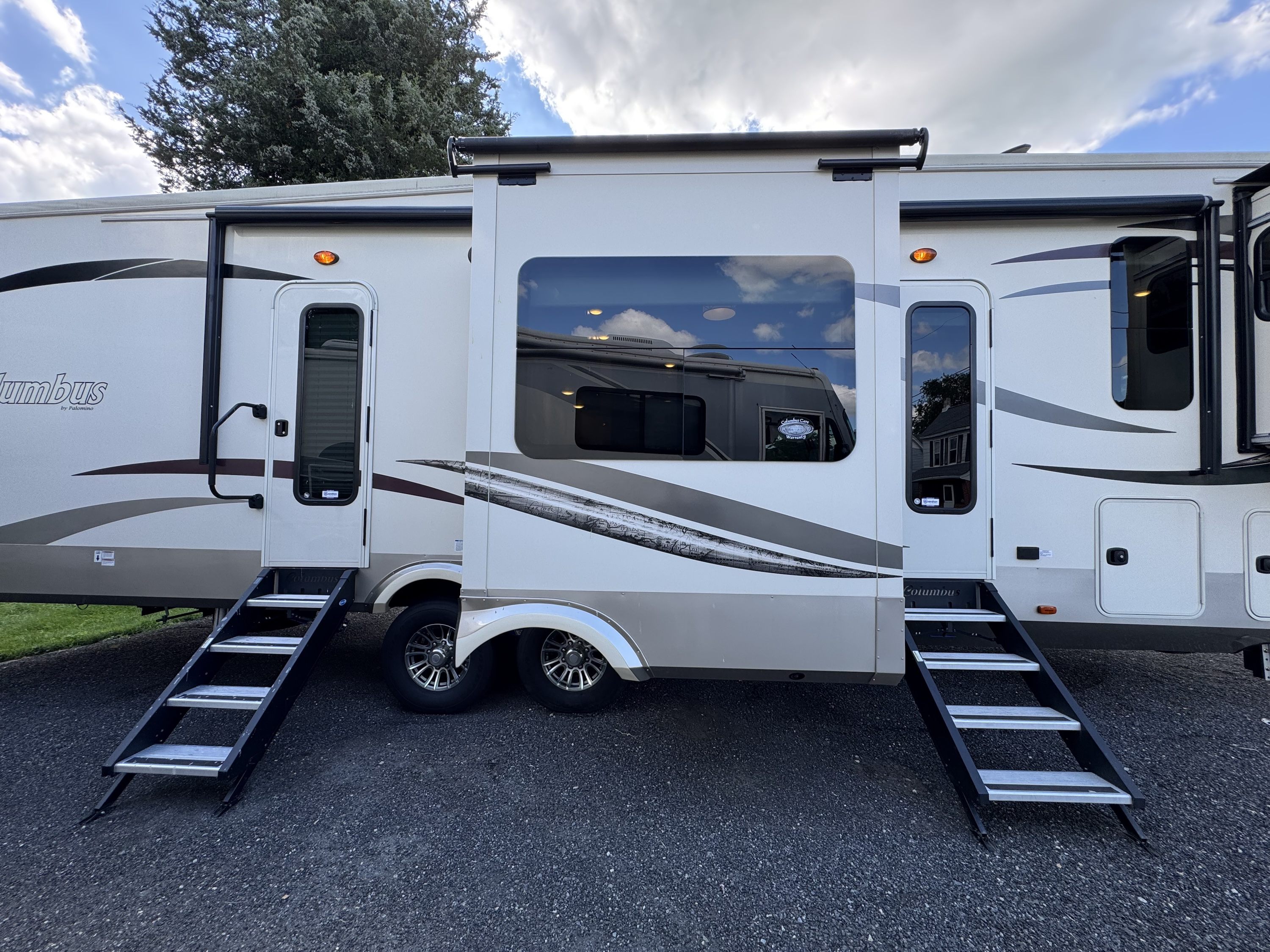 2018 Columbus 5th Wheel 381FL - Image 3
