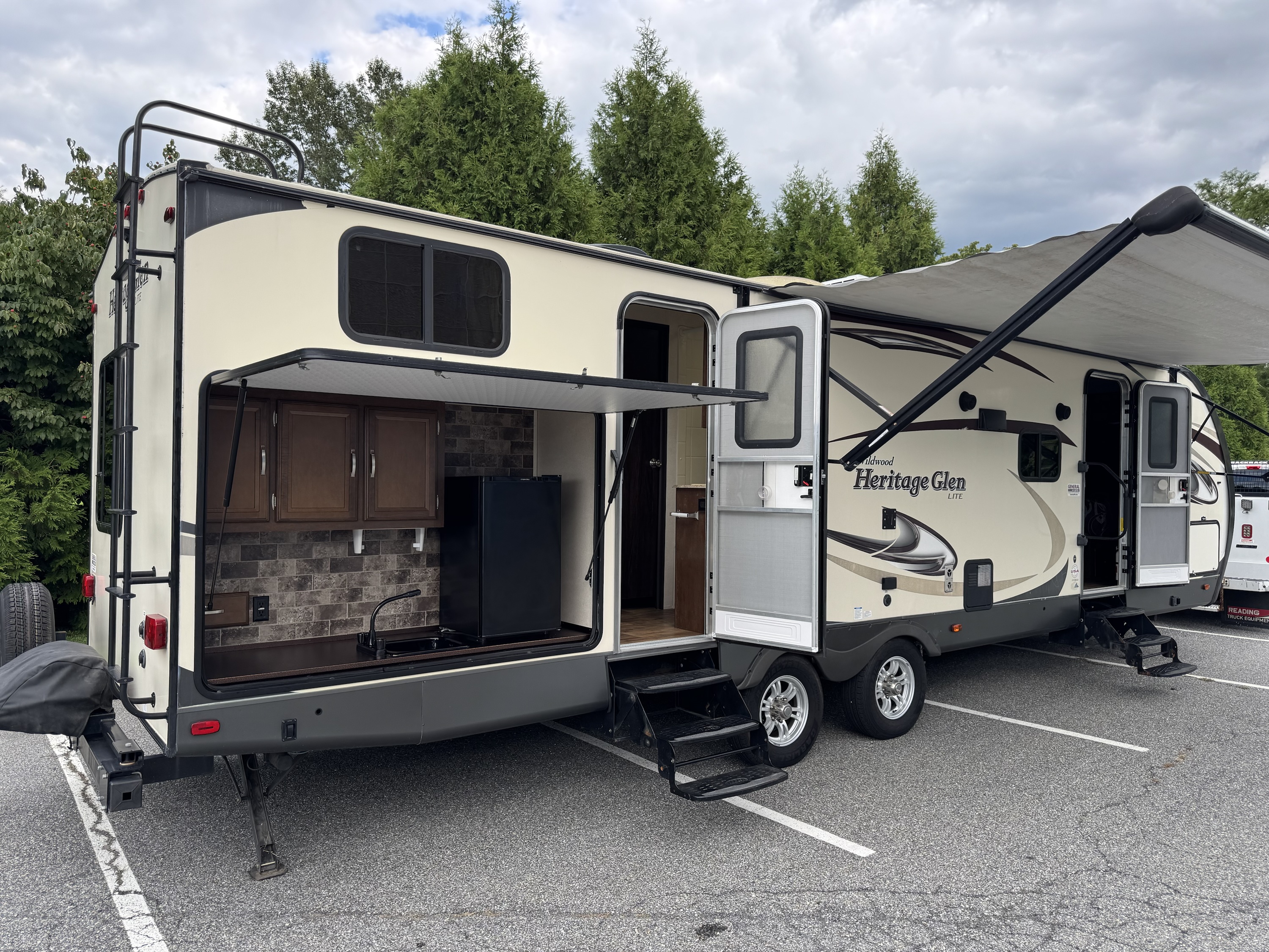 2017 Wildwood Heritage Glen Lite - Image 7